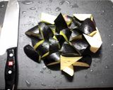 茄子と鶏肉の味噌炒め作り方1写真