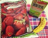 夏にオススメ♡イチゴとバナナのスムージー作り方1写真