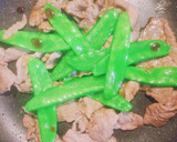 簡単❀牛肉と絹さやの醤油炒め作り方7写真