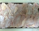 驚きの柔らかさ！鶏ムネ肉で冷やし梅山葵作り方1写真