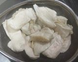 驚きの柔らかさ！鶏ムネ肉で冷やし梅山葵作り方3写真