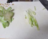 ブロッコリーの芯入りチキンロールフライ作り方3写真