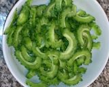 うめ〜♡ゴーヤのサラダ作り方1写真