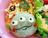 キャラ弁★☆リトルグリーンメン作り方3写真