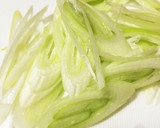 簡単もう一品♪豆苗とネギのナムル♪作り方1写真