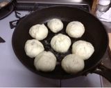 三つ葉入りの水煎包（蒸し焼き肉まん）作り方7写真