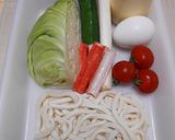 千切りキャベツと茹で玉子入り冷やしうどん作り方1写真