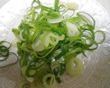 千切りキャベツと茹で玉子入り冷やしうどん作り方5写真
