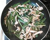 超簡単　ダイエット！にらとしめじの炒め物作り方5写真