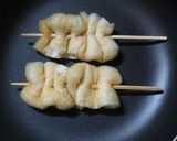 油揚げを串に刺して焼くだけ作り方3写真