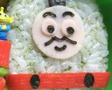 キャラ弁★きかんしゃトーマス・パーシー作り方3写真