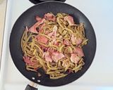 インスタントラーメンで★ベーコンの焼き麺作り方4写真