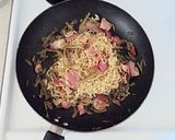 インスタントラーメンで★ベーコンの焼き麺作り方5写真