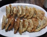 揚げ餃子のケチャップマニスソースかけ作り方3写真