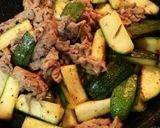ズッキーニと豚肉のハーブ塩レモンソテー作り方3写真