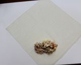 魚のほぐし身とトマトと卵の春巻き作り方4写真