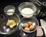 英国発　ビクトリアケーキ　混ぜるだけ！作り方1写真