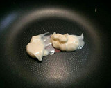 簡単一品＊えのきと卵のコンソメマヨ炒め作り方2写真