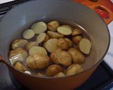 便利な副菜！弁当にも　新じゃがの味噌煮作り方2写真