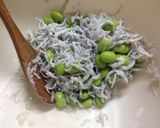 釜揚げしらすと枝豆のナムル★作り方1写真