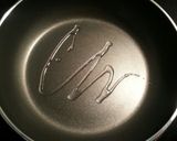 焼きそばの麺をアレンジ！オムパリ作り方1写真