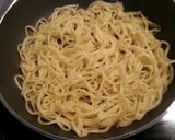 焼きそばの麺をアレンジ！オムパリ作り方2写真