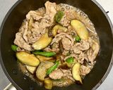 豚こま肉とナスと韓国唐辛子の味噌炒め作り方5写真