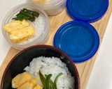 豚ひき肉そぼろ丼　卵、野菜。作り方4写真