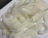 新玉ねぎとカニかまのサラダ♪作り方1写真