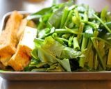 空芯菜と厚揚げのニンニク炒め作り方1写真