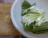 チンゲンサイとひき肉のピリ辛炒め作り方1写真