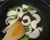鶏モモ肉とアスパラのマスタード炒め作り方3写真