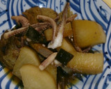 イカのゲソとさつま揚げ、大根の煮物作り方5写真