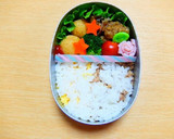 幼稚園 お弁当 キャラ弁♡水着 うさぎ作り方2写真