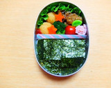 幼稚園 お弁当 キャラ弁♡水着 うさぎ作り方3写真
