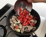 トマトとなすのカレーマヨネーズソテー作り方4写真