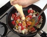 トマトとなすのカレーマヨネーズソテー作り方5写真