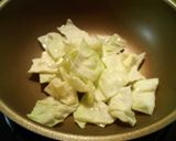 キャベツとコンビーフのクリーミィパスタ☆作り方3写真