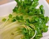 亜麻仁油で健康！玉葱と若布のぶっかけ蕎麦作り方3写真