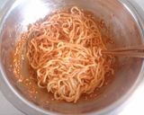 混ぜるだけ♥豚キムチ乗っけ♥本格ビビン麺作り方3写真