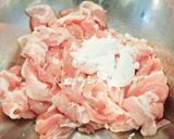 簡単シンプルに新生姜で豚肉の塩麹生姜焼き作り方3写真