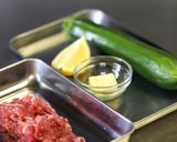 ズッキーニと牛肉のコチュレモン。作り方1写真