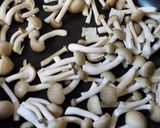 キャベツとキノコのアンチョビ炒め作り方3写真