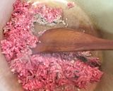 小さな新ジャガとひき肉の煮物作り方5写真