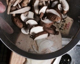 ごぼうとしいたけの味噌たまごとじ作り方1写真