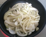 材料これだけ！新玉ねぎの炒め物作り方2写真