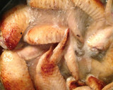☆ほろっと柔らかい鶏手羽先の梅煮☆作り方4写真