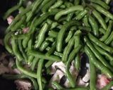 さやいんげんと豚肉の炒め煮作り方4写真