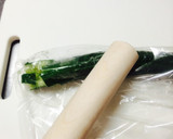 たたききゅうりとワカメの梅肉和え作り方1写真