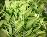 10分おつまみ！きゅうりとイカの納豆和え作り方1写真